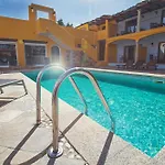 Hotel Papillo Borgo Antico San Pantaleo