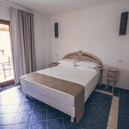 Papillo Borgo Antico 4*