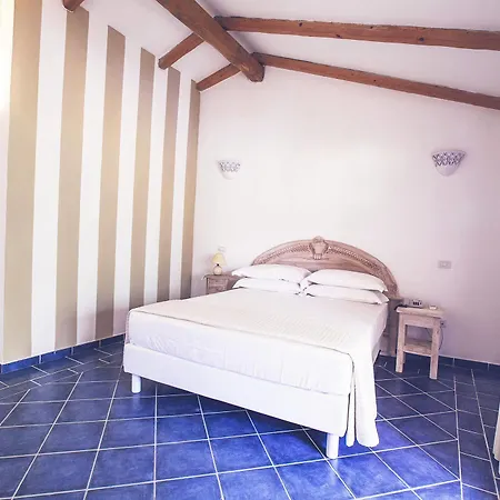 Hotel Papillo Borgo Antico San Pantaleo
