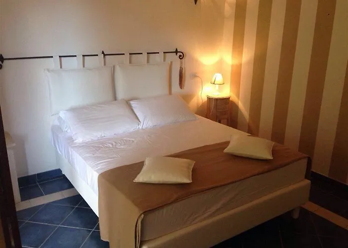 Papillo Borgo Antico Отель Сан-Панталео