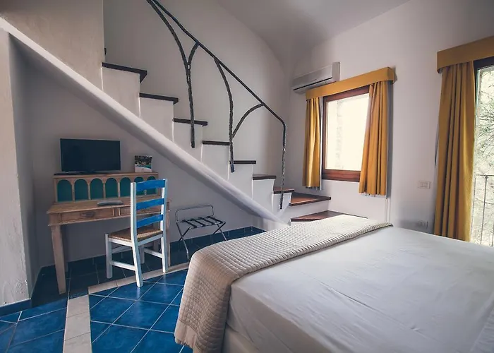 Papillo Borgo Antico 4*