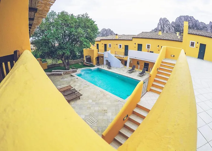 Отель Papillo Borgo Antico Сан-Панталео