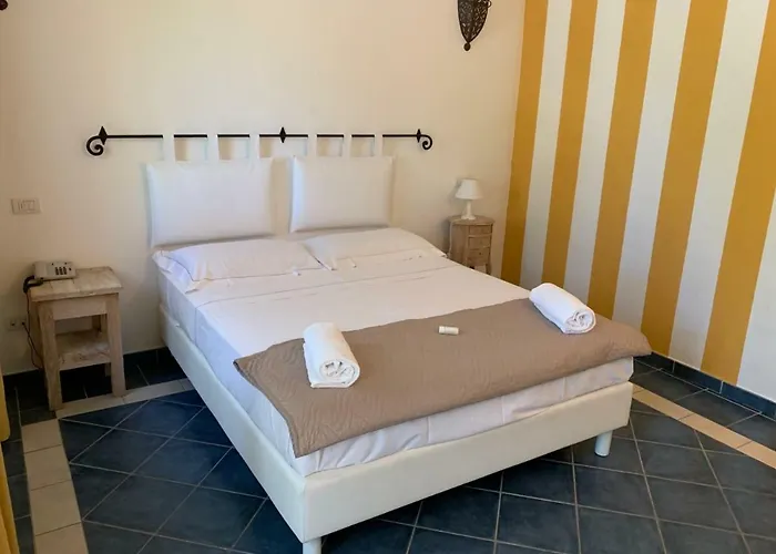 Papillo Borgo Antico 4* Сан-Панталео